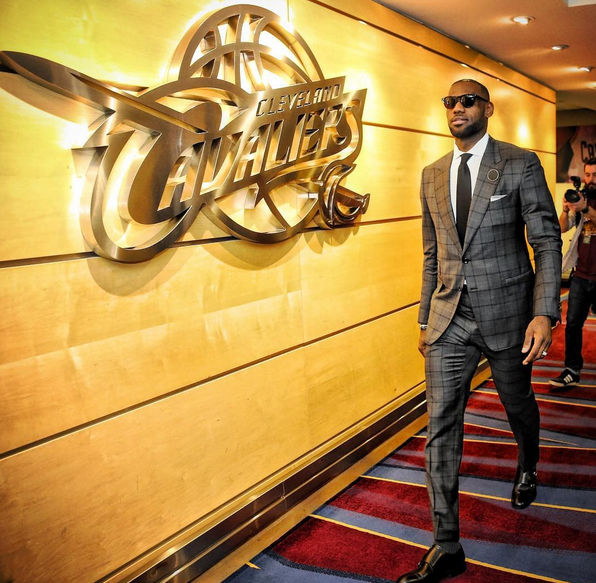lebron tom ford suit 1