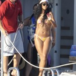 Looking Sexy In A Bikini: Rihanna Shows Her Beach Body On A Yacht In Capri  